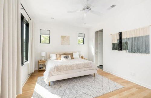 Extra Spacious 4 Bed / 4.5 Bath Music Row Home - Foto 17