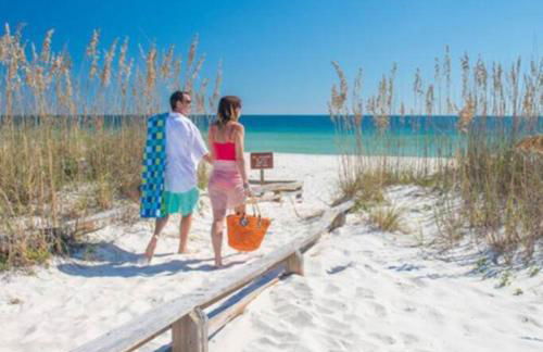 Beautiful Historic Downtown Pensacola Charmer - Hot Tub - Foto 44