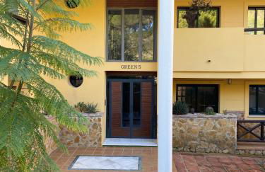 Sunny Retreat with Stunning View - Foto 41