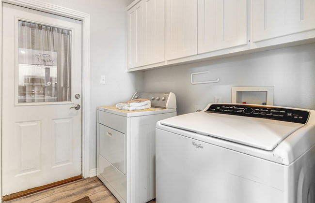 Beach & Pool Access at Lake Travis Family Getaway! - Foto 23