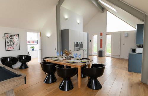 A Stunning State Of The Art Eco Home - Games Room - Foto 38