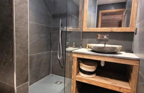 Chalet 5* aux Gets: Luxe, jacuzzi, sauna, chiens admis - FR-1-598-19 - Foto 13