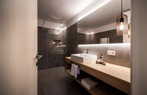 Sambucus Apartments -Premium Apartments for You and Your Dog - Photo 60