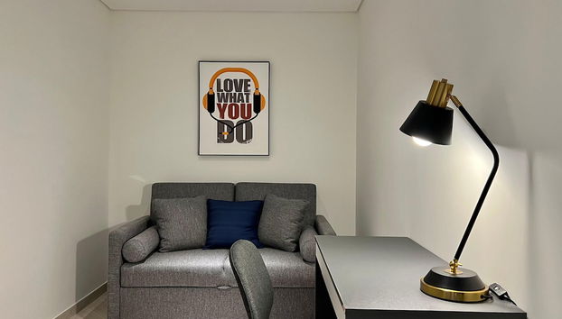 Waves - Comfortable JVC Apt with Balcony - Foto 5, Habitación