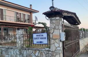 Myrtia Guest House - Photo 25