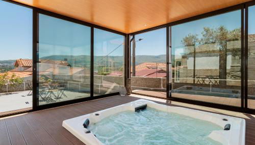 Casa de Lagarinhos JACUZZI SPA JOGOS GYM - SERRA DA ESTRELA - SEIA - GOUVEIA - Foto 1
