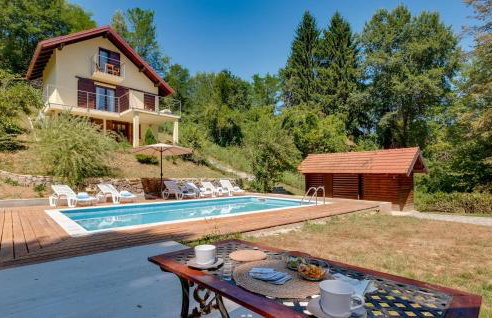 2 Bedroom Nice Home In Koranski Brijeg - Foto 1