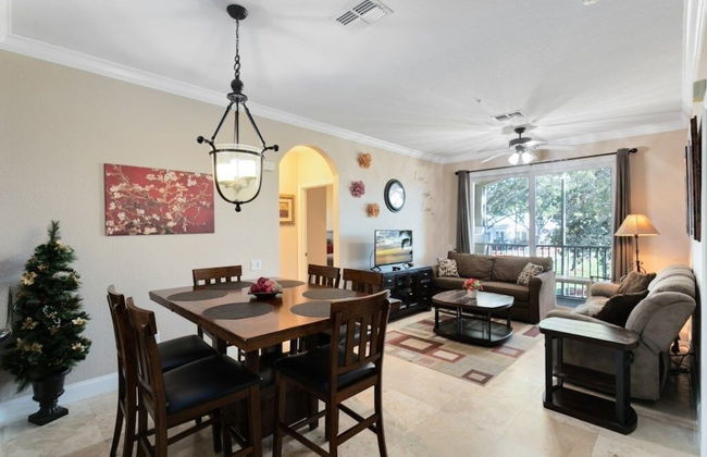 Spacious 3 Bed, 2 Bath Condo In Gated Community 3 Bedroom Condo by RedAwning - Foto 13