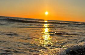 Welsh Bayview Retreat 2-Bed Caravan & 2-Bed Chalet at Clarach Bay Holiday Village - Foto 1