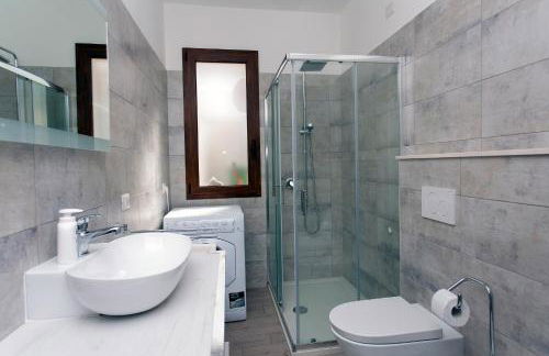 Sunshine Luxury Seafront House - s'arena scoada - Foto 17