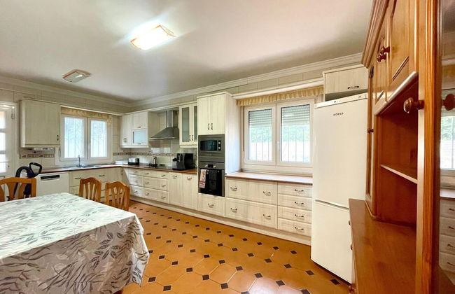 Villa in Roquetas Near Beach & Pool - Foto 13