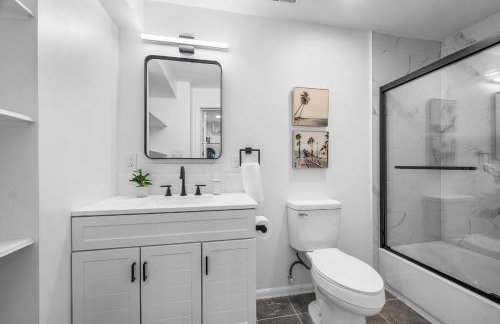 Central Lawrenceville 1B Bright and Stylish 2 Bedroom Apartment with Free Street Parking - Foto 6