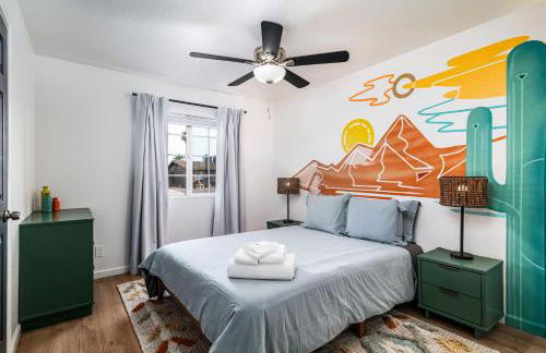 Gorgeous 4-bed home with Golf, Pool, & Hot Tub! - Photo 9