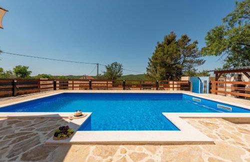 Holiday Home Burgija with pool - Foto 11