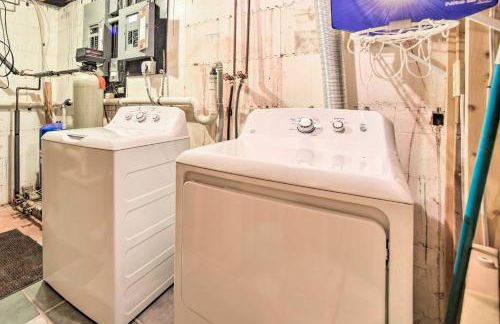 Pet-Friendly New York Cabin with Hot Tub and Game Room - Foto 31