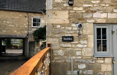 STABLES Stylish comfortable peaceful cottage with parking and outdoor space - Photo 53