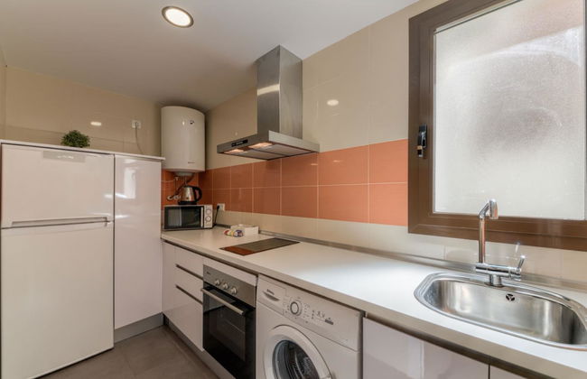 1 bed Superior Holidays2Malaga - Photo 21