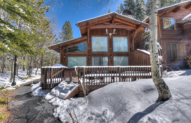 Ridge Court Barrel Relax in Private Hot Tub - Photo 38