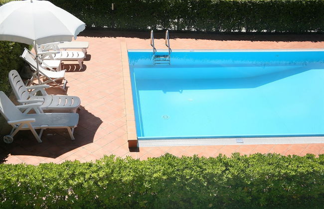 Apartment First Floor - Photo 1