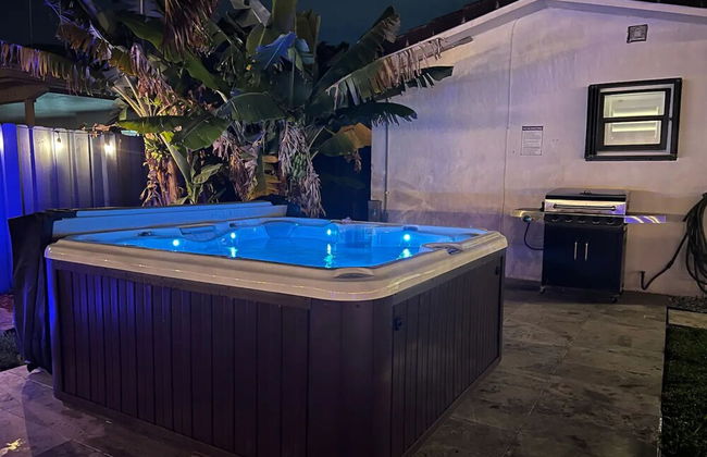 Great Location Private House Pool, Hot Tub, Patio w/ Fire Pit 3br/2ba - Foto 24