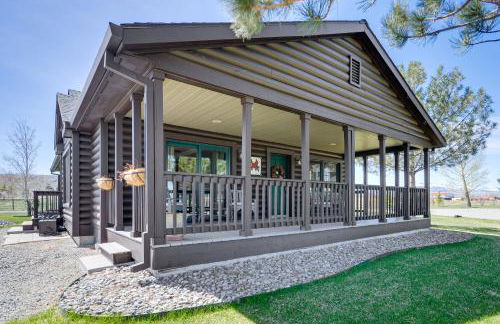 Serene Yellowstone Country Retreat with Deck and Views - Foto 18