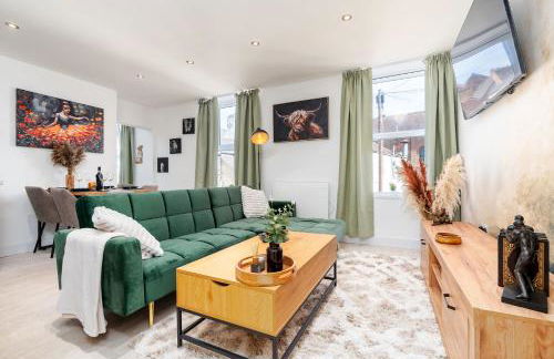 Archies Cozy Retreat A Stylish Derby Hideaway - Foto 1