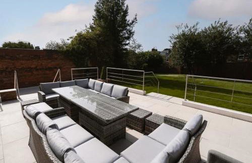 Our House Collective - Luxury Stay in Lincoln City Centre, Hot tub, Sleeps 16 - Foto 10