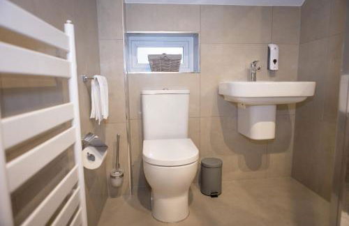 Lethbridge Villa 49 Apartment 3 Super Fibre WiFi, Free parking - Foto 29