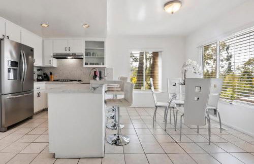 4 bedroom and 3 bath home close to universal studio and Hollywood - Foto 45