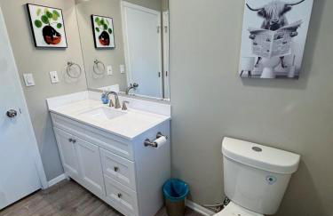 3BR Retreat near BrewDog, games, and lots of space - Foto 11