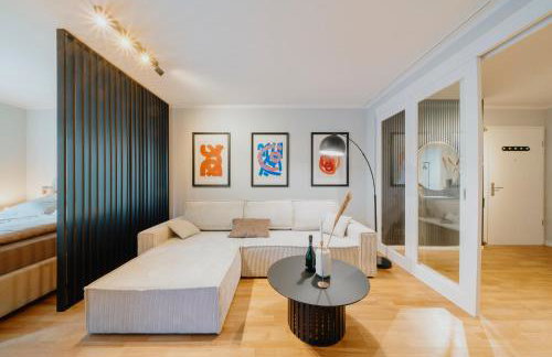 Luxurious 105m2 Penthouse in Prime Location 4 Bedroms & Balcony - Photo 8