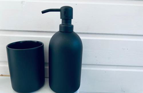 Waterview - Schwimmendes Ferienhaus auf dem Wasser mit Blick zur Havel, inkl Motorboot zur Nutzung - Foto 24