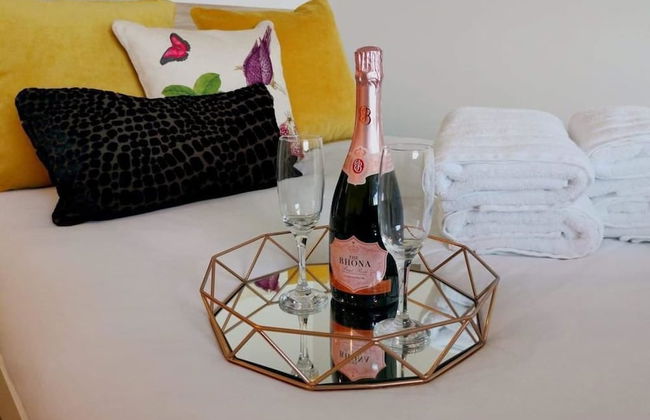 A Modern Studio With Great City Views - 17th Floor, City Views & 2 Minutes to Canal - Foto 13