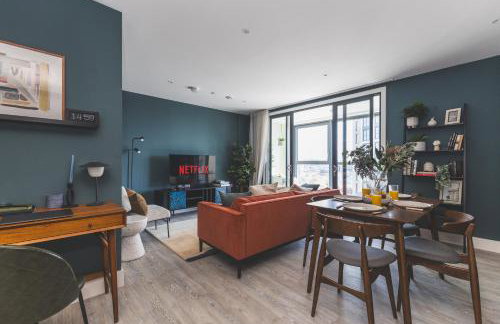 Stunning Premium 2 Bed Flat with Great Views - Rooftop on Top Floor - Foto 1