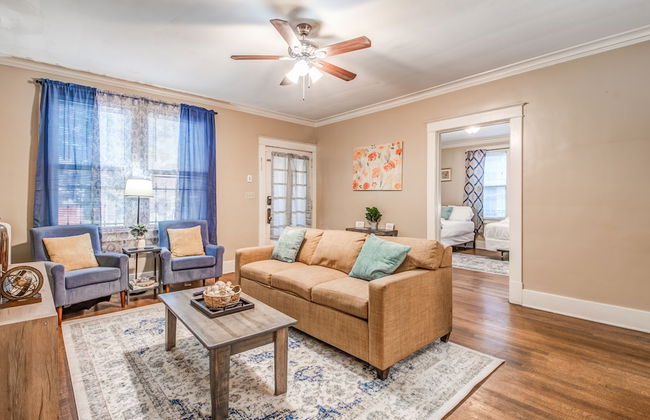 Bluemoon Bungalow 2 Units - Photo 21