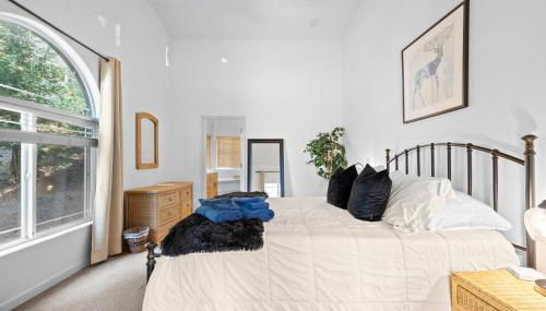 Zen Whisper in the Woods - Foto 4