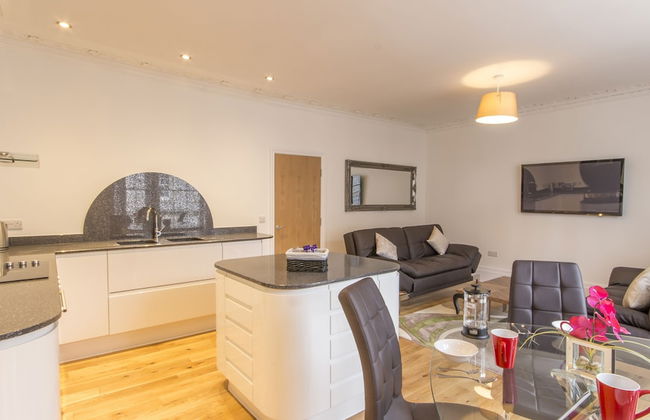 1 Bed- Captain's Quarters by Pureserviced - Foto 1