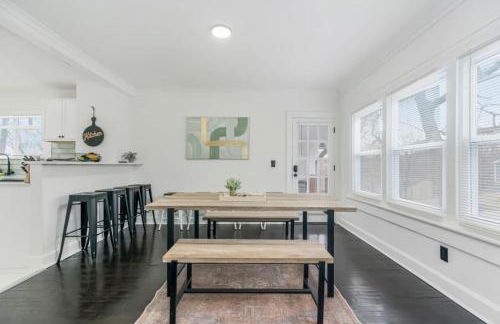 29 Massive 4 bedroom close to the PLAZA - Foto 3