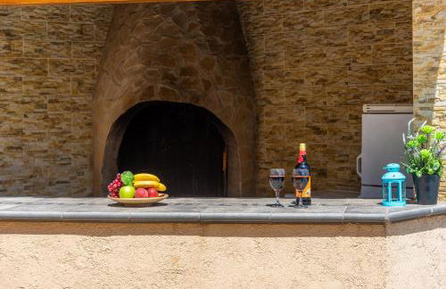 Villa Cruz - PlusHolidays - Photo 6