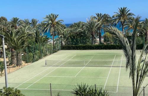 Modern apartment sea view with private jacuzzi - Photo 40