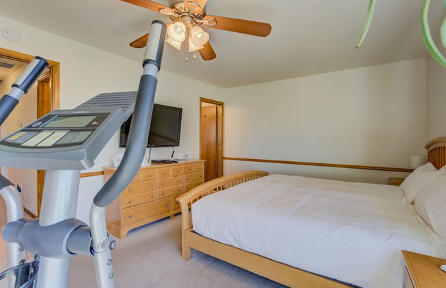 4 BR Country Home in Suburbs W/trails & Parks - Foto 4