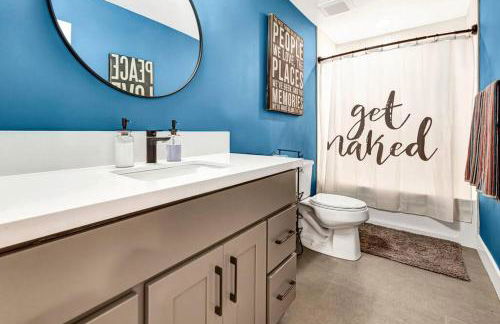 Huntington Beach, AC, Pool, Hot Tub, Detached Office, Close to Beach, Outside Entertaining Area - Photo 23