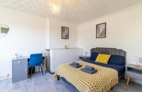 Open Mind Property - HotTUB, 4 Beds & 2 Free Parking - Foto 18