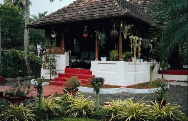 Tentgram Alleppey Riverfront - Foto 13