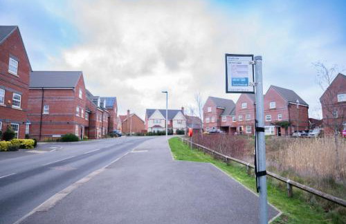 Luxurious 3-Story Townhouse, sleeps up to 10! - Foto 31