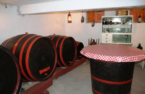 Seoski Turiziam Larva - Photo 54