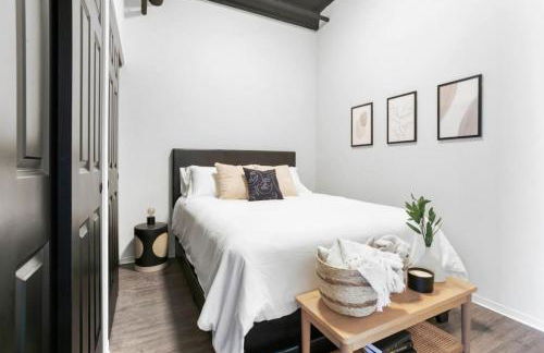 Spacious Modern Loft with Downtown Views and WiFi - Foto 1