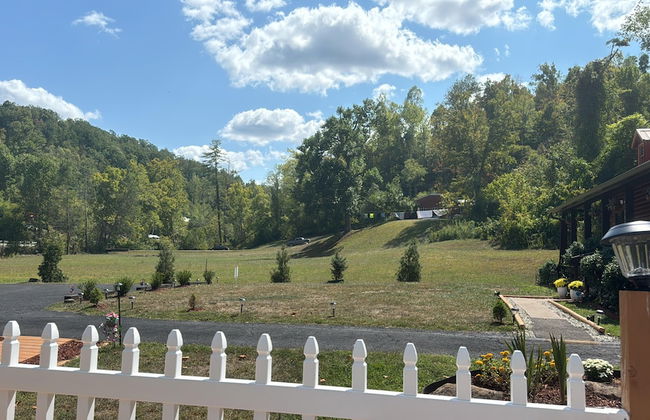 Log Cabin in the Field - Foto 33