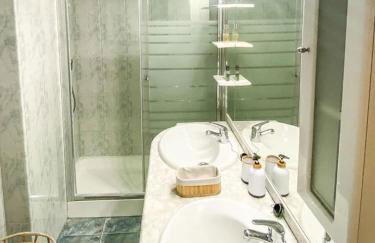 Residencial Leyra, Piso céntrico de 6 habitaciones, 8 camas - Foto 31