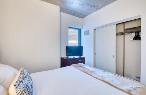 Modern Apt In Kendall Square - Photo 13